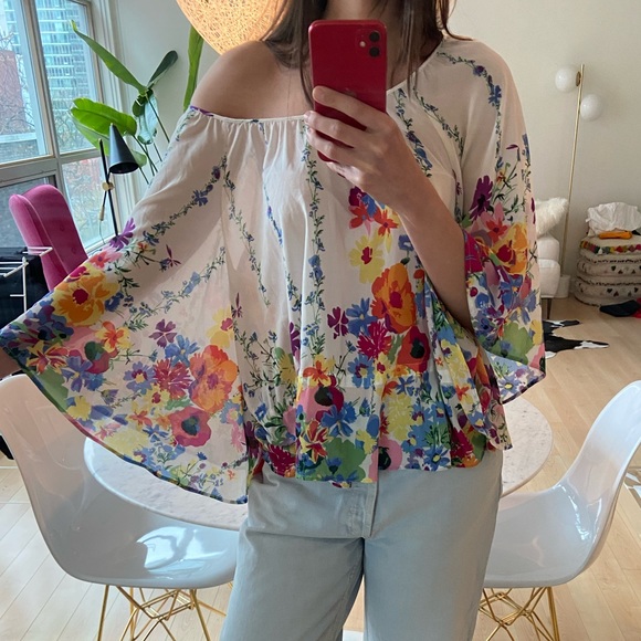 H&M Floral blouse - Picture 2 of 4
